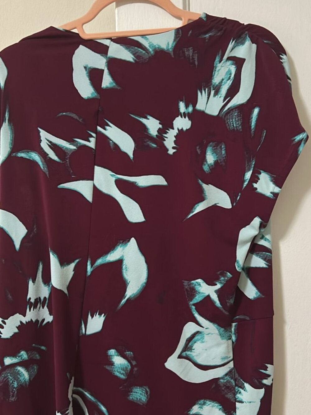 I.N.C. International Concepts Burgundy Teal Abstract Knot Front Top L